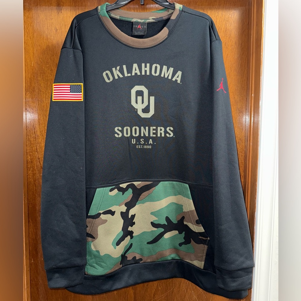 OU Sooners Jordan Black and Camouflage Men's Crewneck Sweatshirt